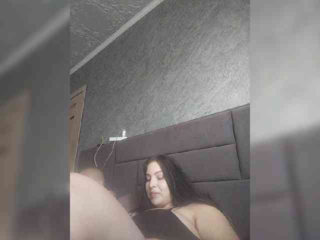 Cleopatra1990 webcam