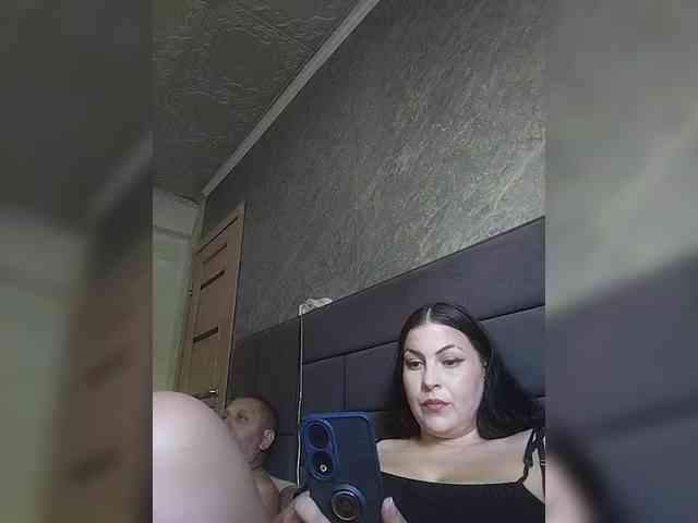 Cleopatra1990 webcam