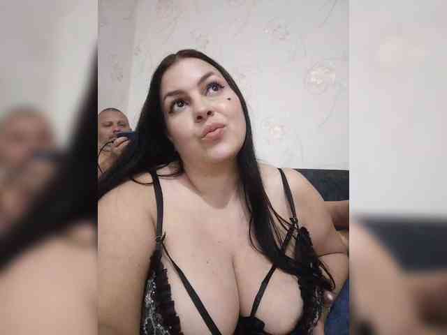Cleopatra1990 webcam