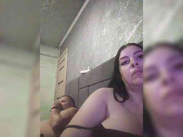 Cleopatra1990 webcam