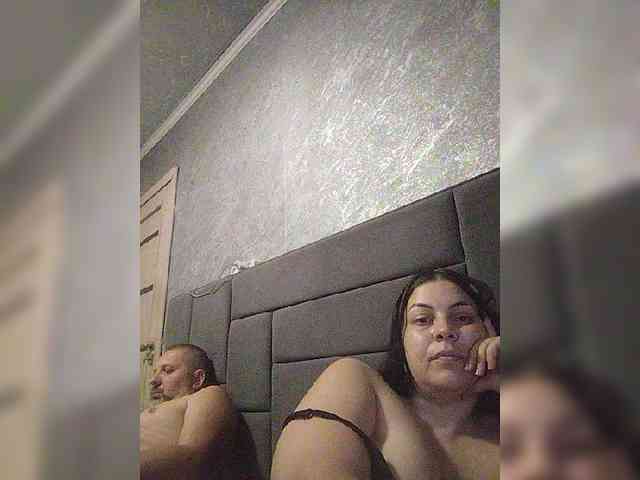 Cleopatra1990 webcam