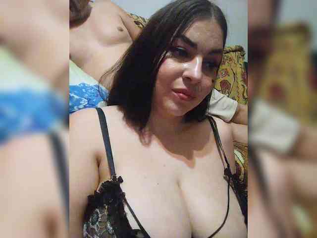 Cleopatra1990 webcam