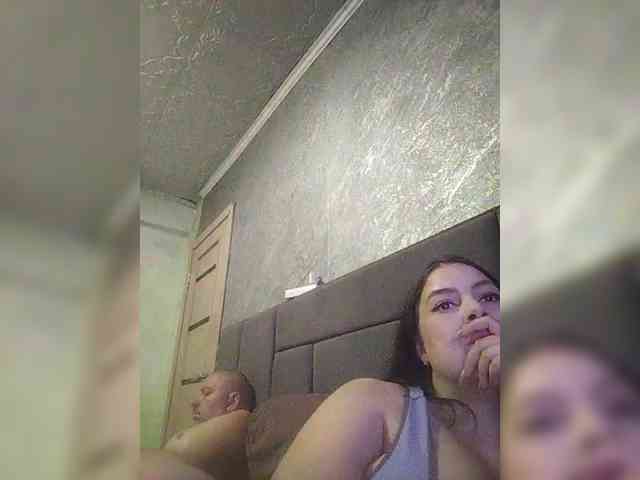 Cleopatra1990 webcam