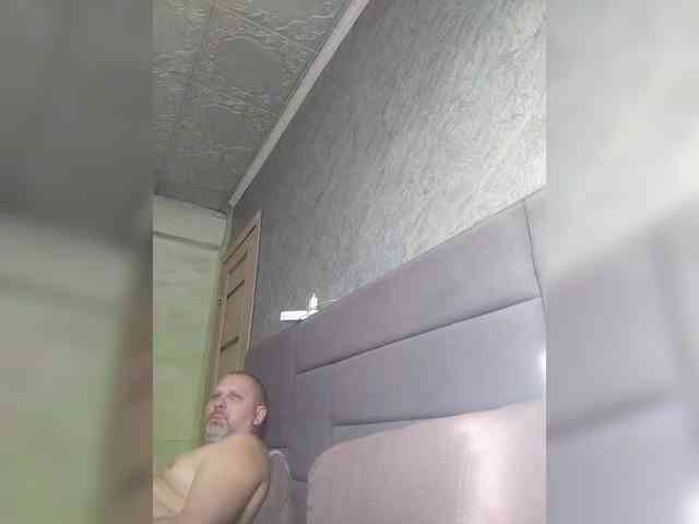 Cleopatra1990 webcam