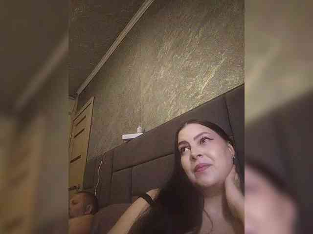 Cleopatra1990 webcam