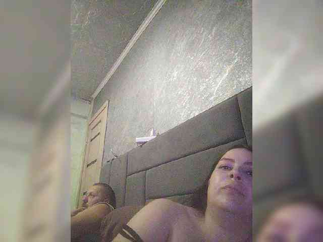 Cleopatra1990 webcam