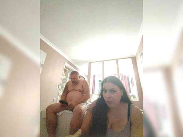 Cleopatra1990 webcam