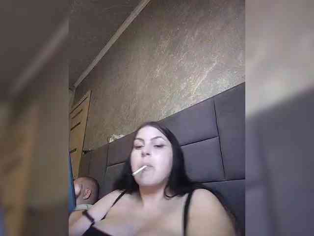 Cleopatra1990 webcam