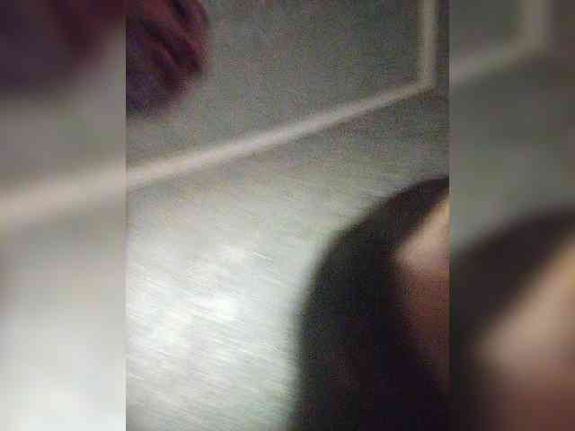 Cleopatra1990 webcam