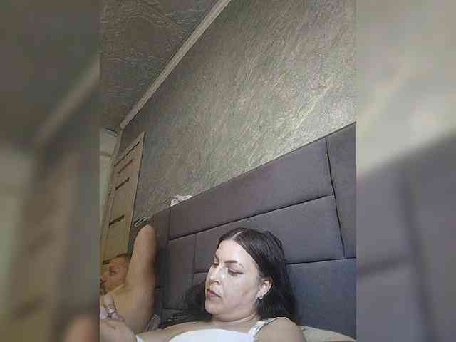 Cleopatra1990 webcam