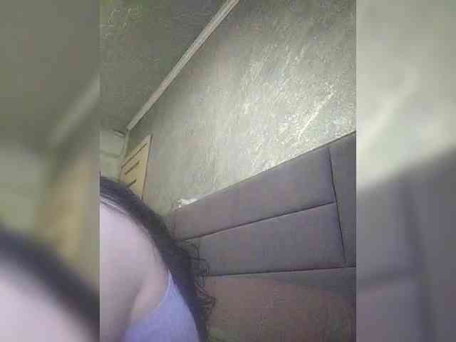 Cleopatra1990 webcam