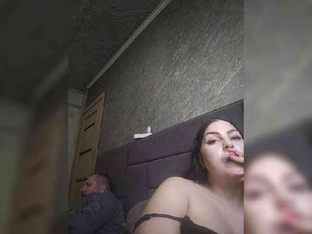 Cleopatra1990 webcam