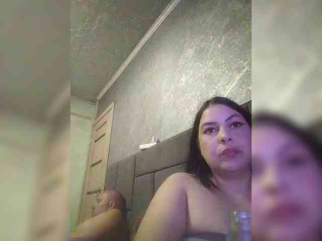 Cleopatra1990 webcam