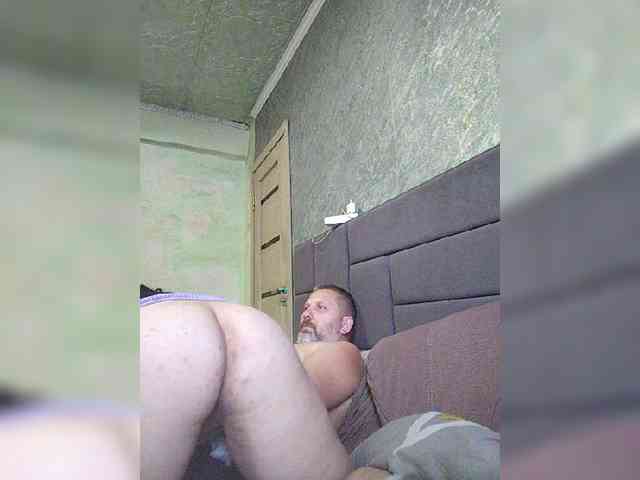 Cleopatra1990 webcam