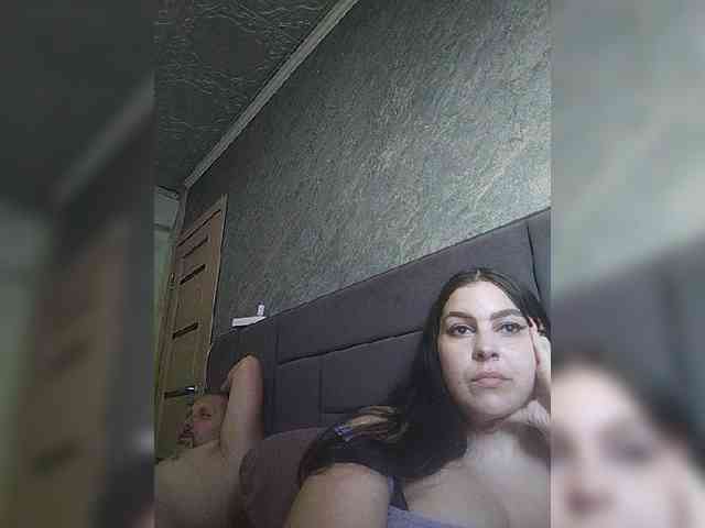 Cleopatra1990 webcam