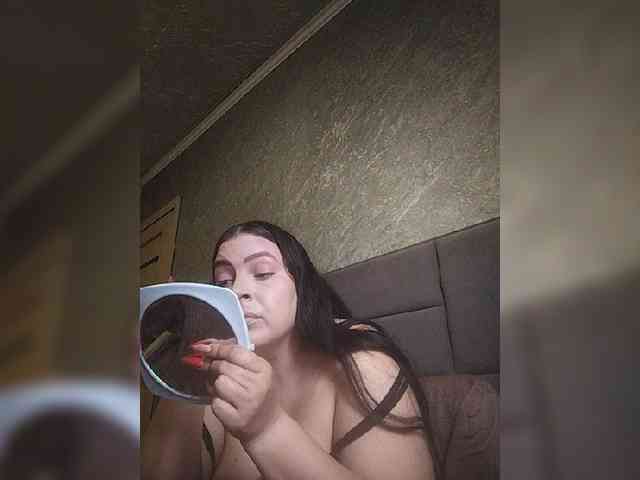 Cleopatra1990 webcam