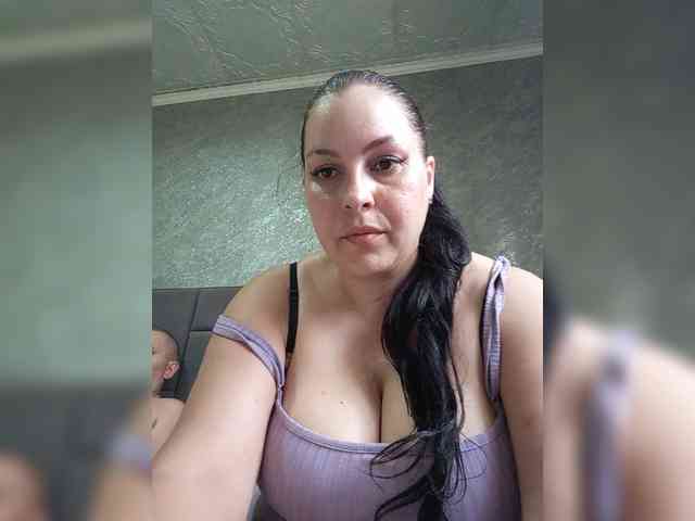 Cleopatra1990 webcam