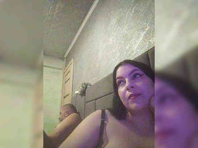 Cleopatra1990 webcam