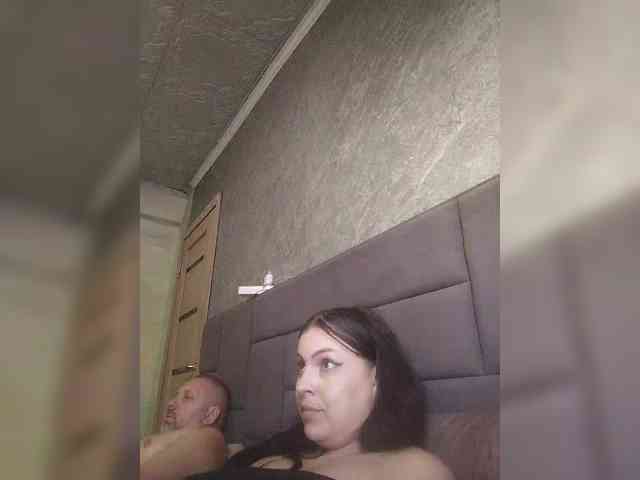 Cleopatra1990 webcam