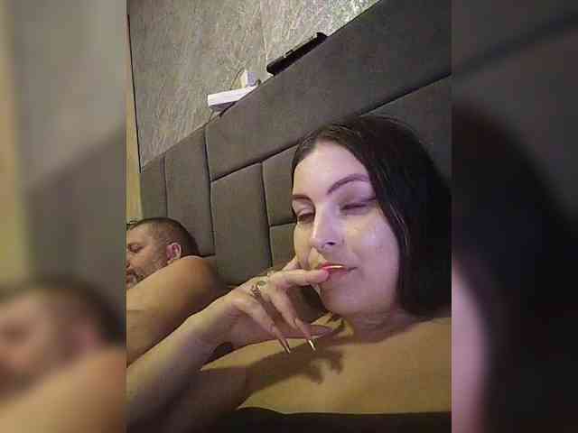 Cleopatra1990 webcam