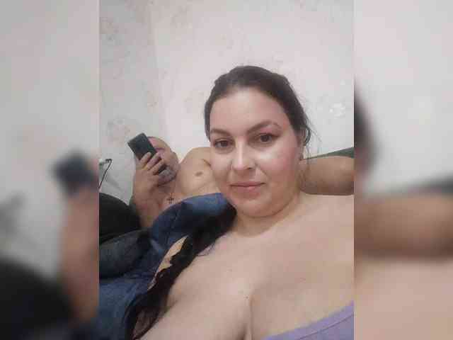 Cleopatra1990 webcam