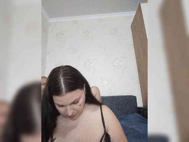 Cleopatra1990 webcam