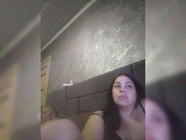 Cleopatra1990 webcam