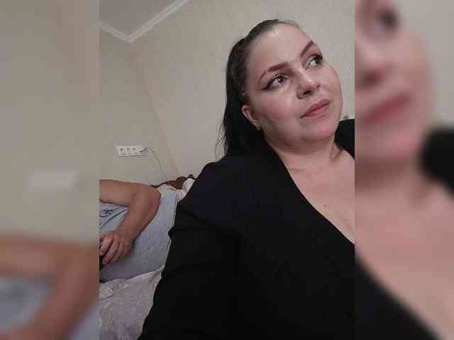 kissmabont Sex Cam Show