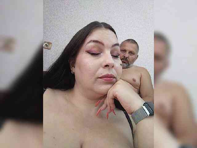 Cleopatra1990 webcam