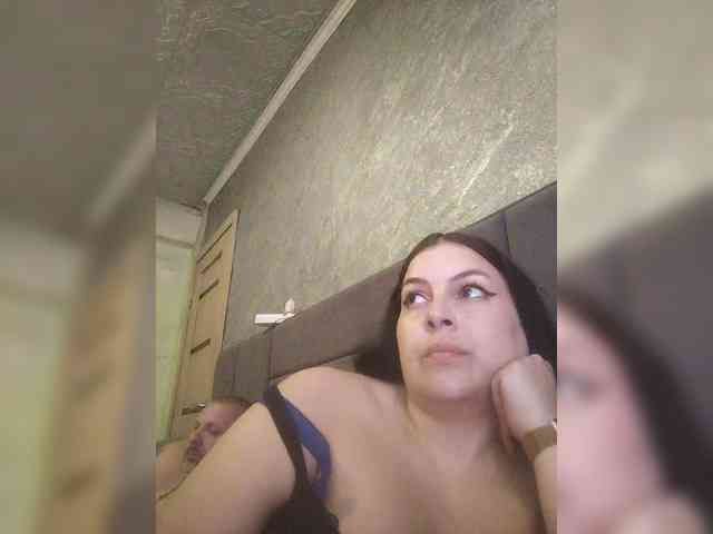 Cleopatra1990 webcam