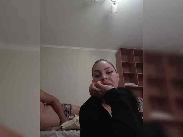 kissmabont Sex Cam Show