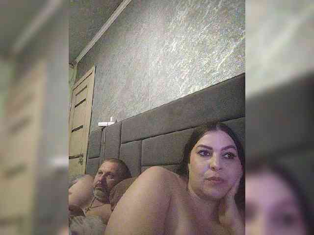 Cleopatra1990 webcam