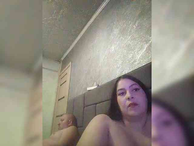 Cleopatra1990 webcam
