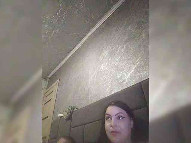 Cleopatra1990 webcam