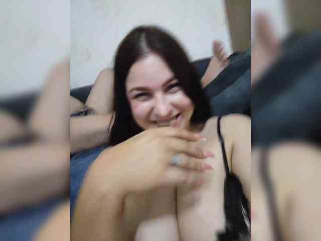 Cleopatra1990 webcam