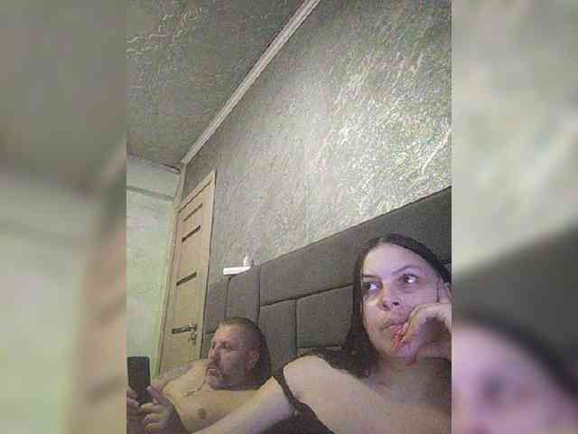 Cleopatra1990 webcam