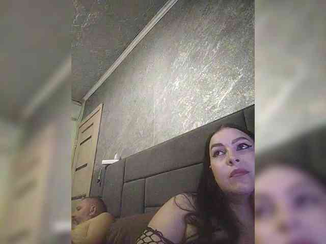 Cleopatra1990 webcam