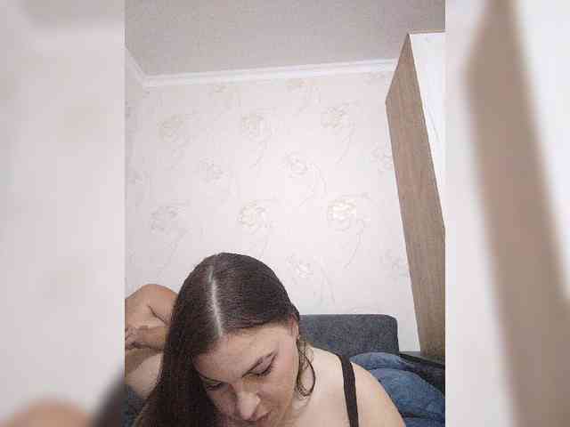 Cleopatra1990 webcam