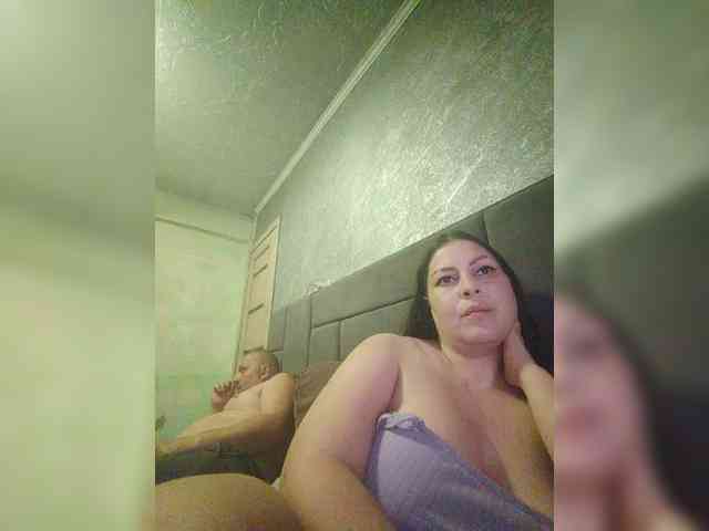 Cleopatra1990 webcam