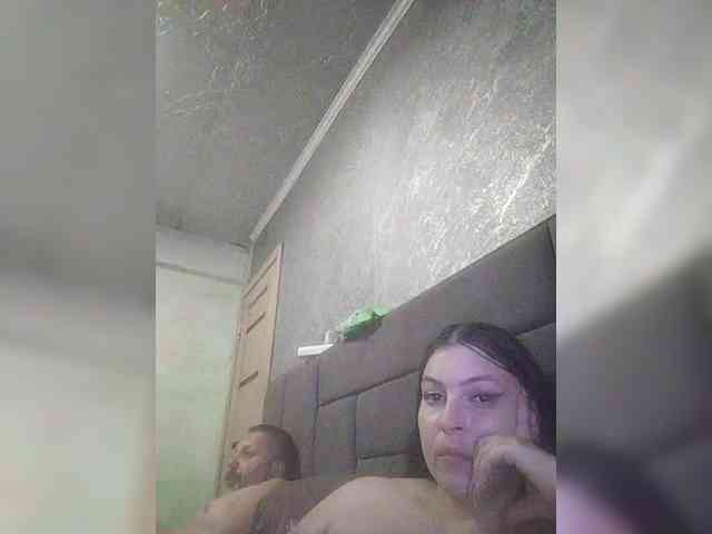 Cleopatra1990 webcam