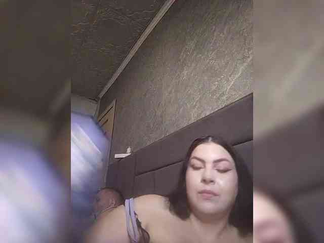 Cleopatra1990 webcam