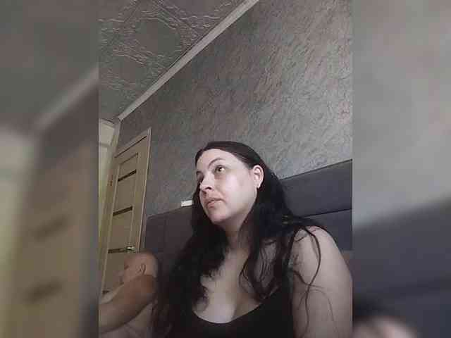 Cleopatra1990 webcam