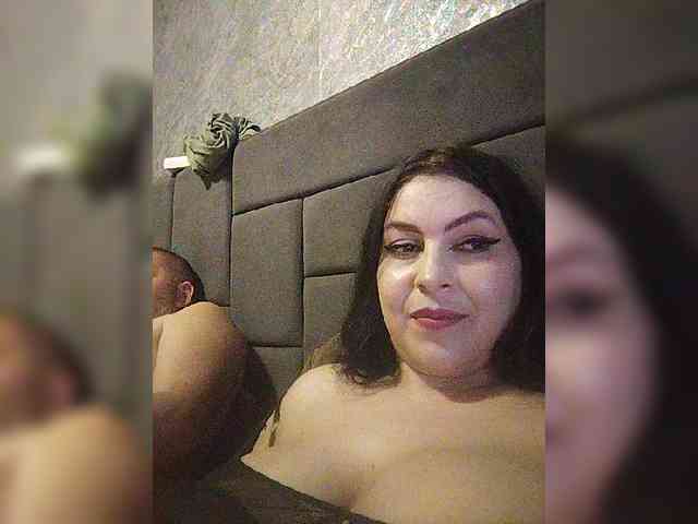 Cleopatra1990 webcam