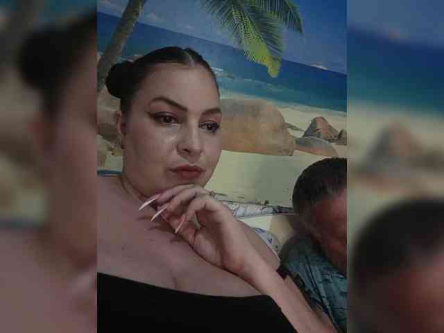 Cleopatra1990 webcam