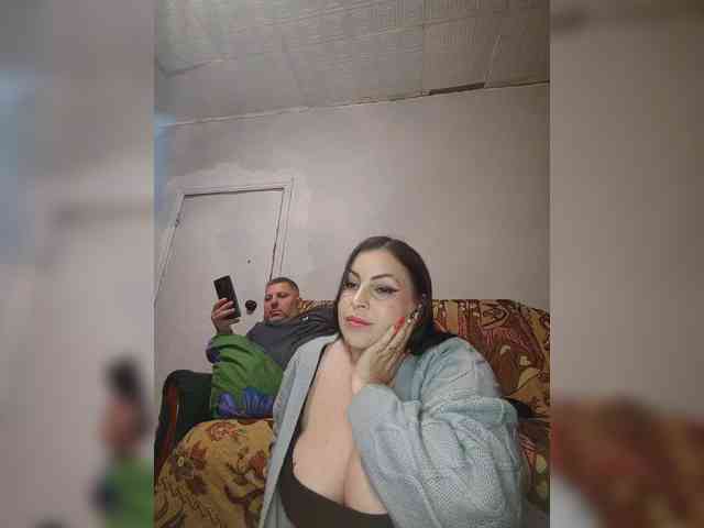 Cleopatra1990 webcam