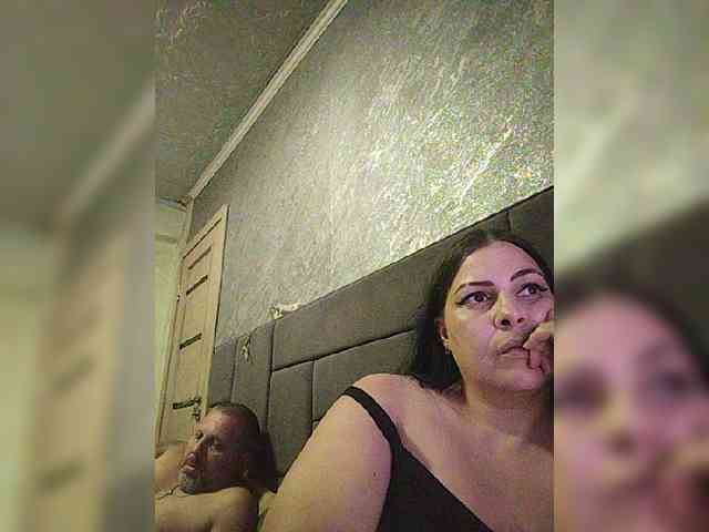 Cleopatra1990 webcam