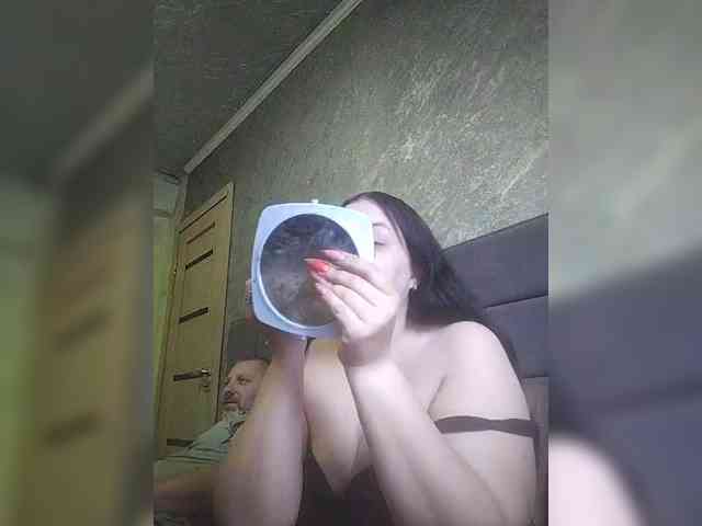 Cleopatra1990 webcam