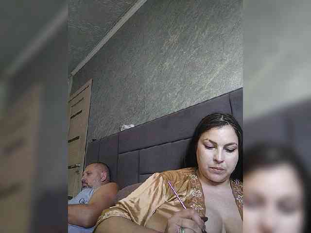 Cleopatra1990 webcam