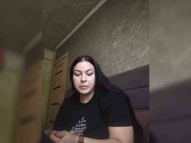 Cleopatra1990 webcam