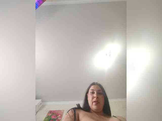 Cleopatra1990 webcam